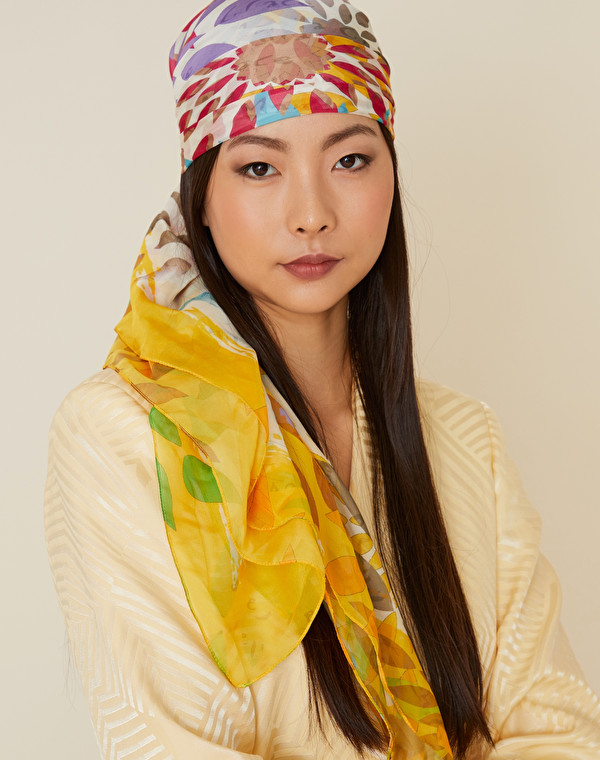 Sciarpe e foulard gialli da donna, Collezione Autunno 2023 